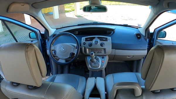 Renault Grand Scenic; 2006; Motor 1500 cc diesel com 105 cv ; 7L - Image 28